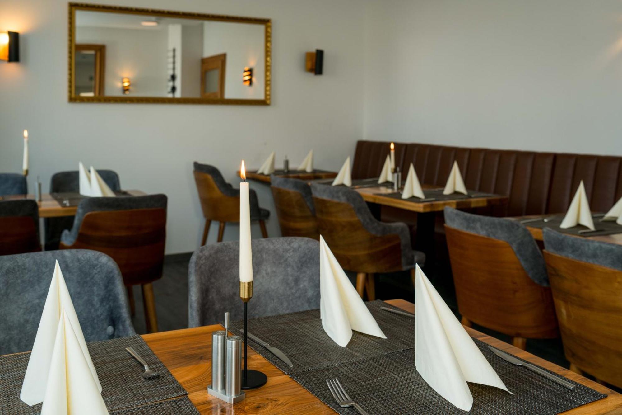 Roca Restaurant Und Hotel Bommersheim Eksteriør bilde