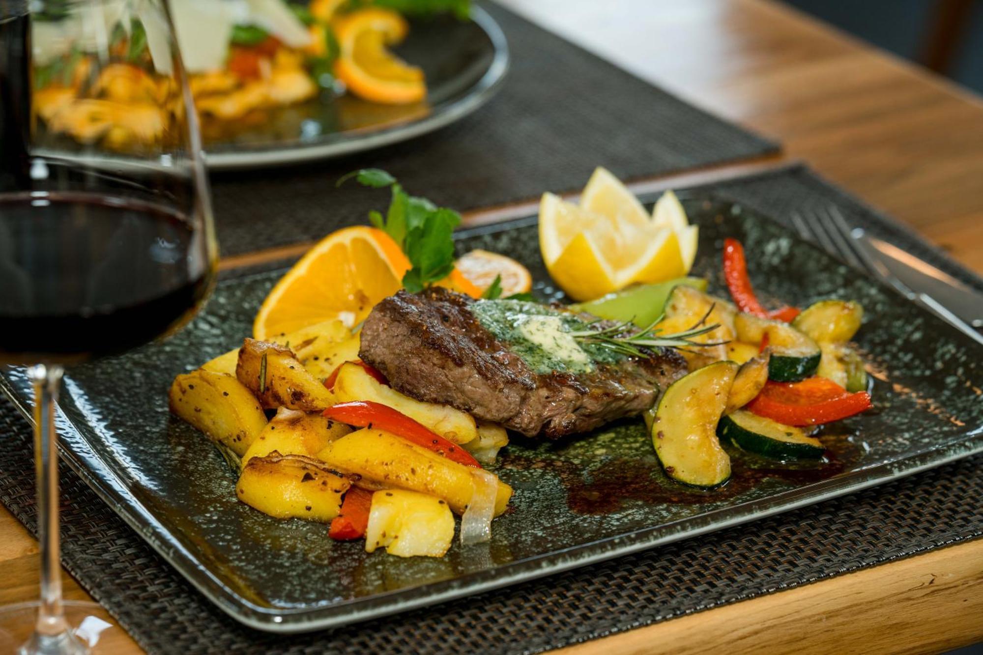 Roca Restaurant Und Hotel Bommersheim Eksteriør bilde