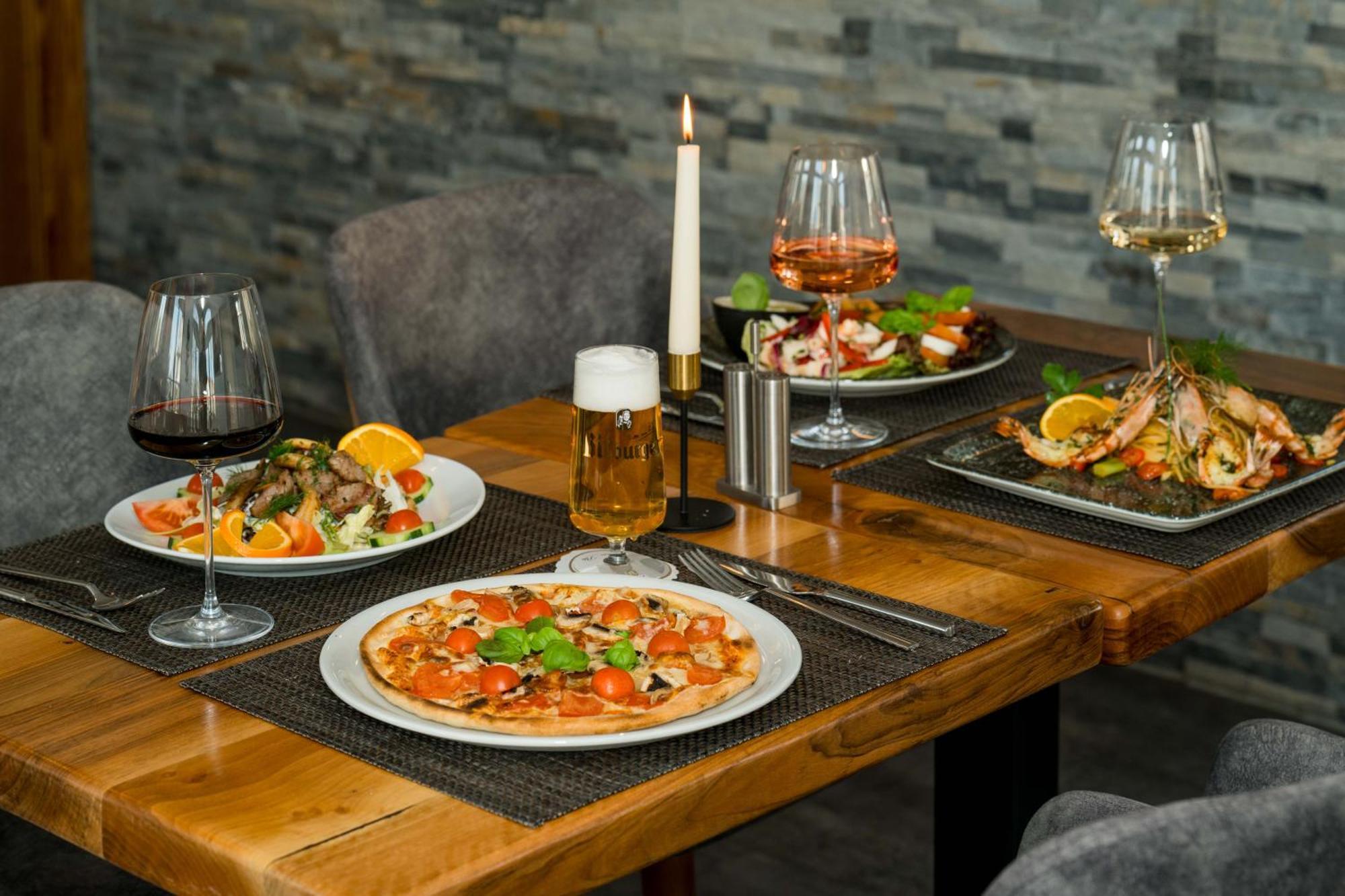 Roca Restaurant Und Hotel Bommersheim Eksteriør bilde