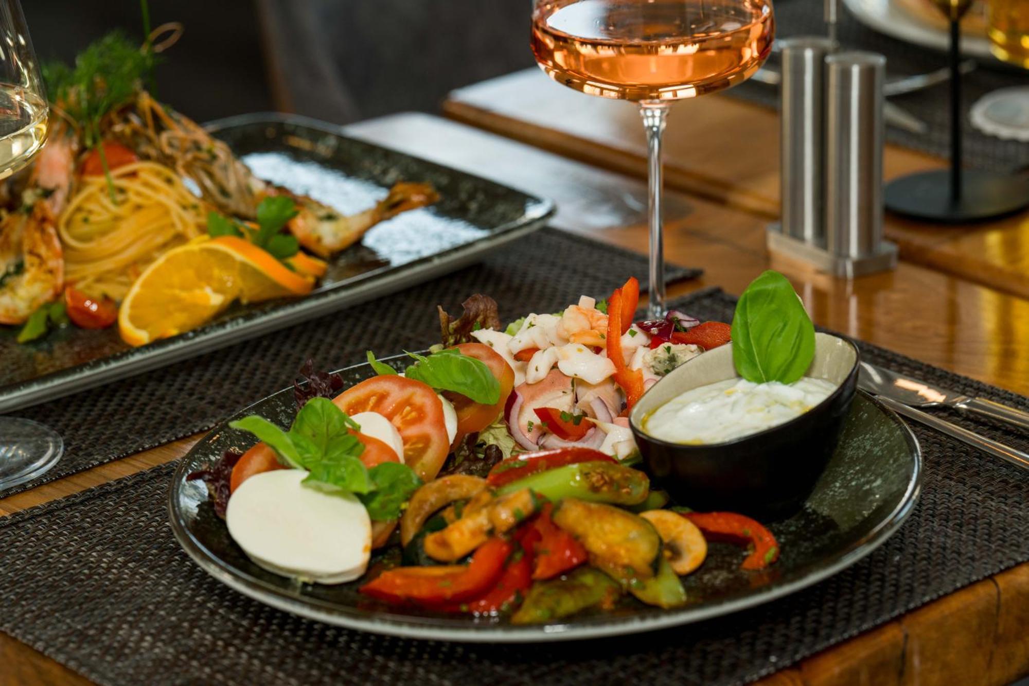 Roca Restaurant Und Hotel Bommersheim Eksteriør bilde