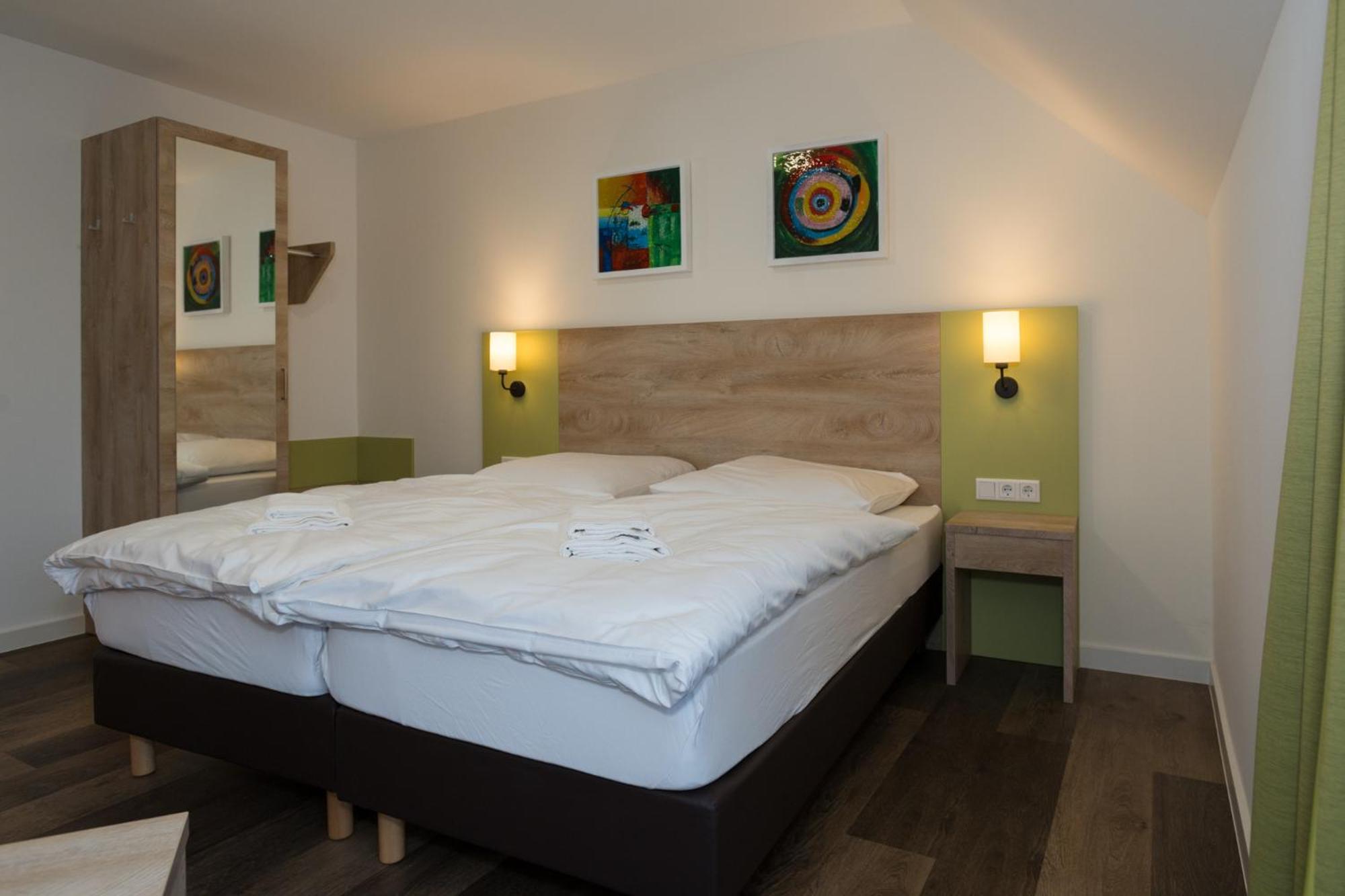 Roca Restaurant Und Hotel Bommersheim Eksteriør bilde